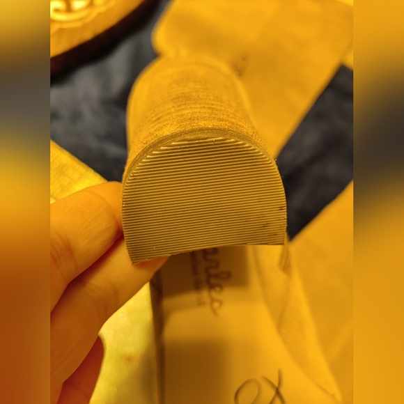 Charles David Bulletin Boots knee high 3 inch heel suede camel lace up sz 8.5 - Picture 4 of 8